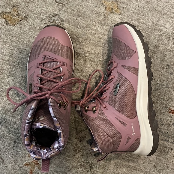 Keen Womens Terradora II Waterproof Mid Hiking Boots - Picture 2 of 8